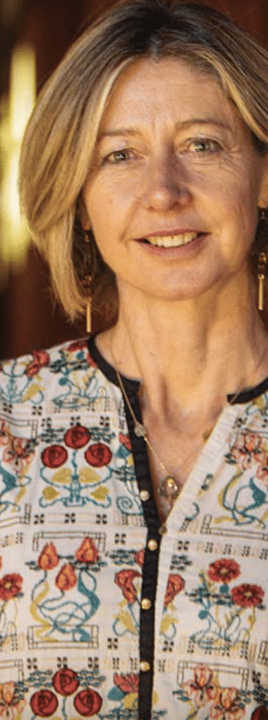 Christina Lamb vertical picture in colour